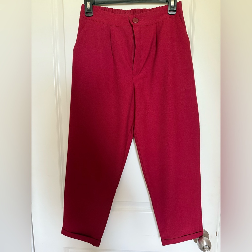 Elegant Pants with Structured Fabric